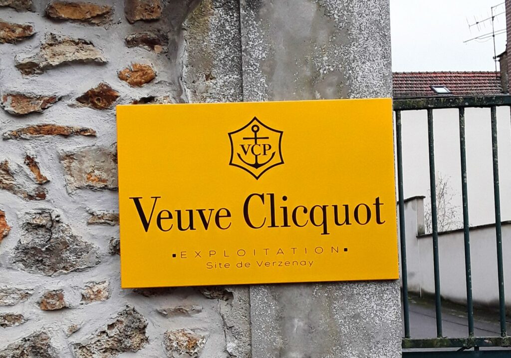 plaque signalétique champagne